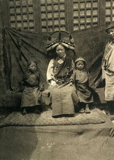 Family of the Governor of Tingri c1918-c1939. Creator: Unknown