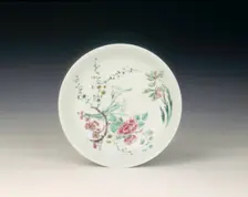 Famille verte/rose plate, Qing dynasty, Yongzheng period, China, 1723-1735. Creator: Unknown