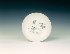 Famille verte-rose plate with cherry and butterfly, Qing dynasty, early Yongzheng period, 1723-1735