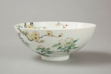 Famille rose bowl with floral decoration, 20th century. Creator: Unknown