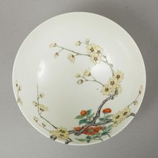 Famille rose bowl with floral decoration, 20th century