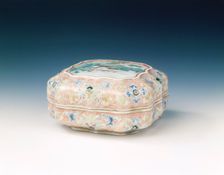 Famille rose seal paste box with landscape, late Qianlong period, Qing dynasty, China, 1775-1795
