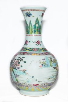 Famille rose vase with landscape decoration and trumpet mouth, 18th century