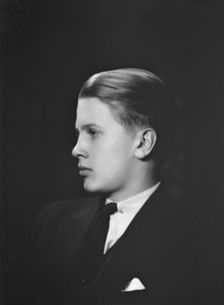 Farley, Edward, portrait photograph, 1930 Mar. 31. Creator: Arnold Genthe