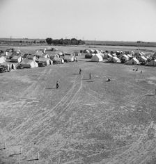 Farm Security Administration (FSA) migratory labor camp, Brawley, Imperial County, California, 1939. Creator: Dorothea Lange