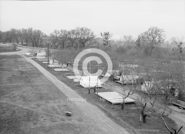 Farm Security Administration (FSA) temporary camp for migrants, Gridley, California, 1939. Creator: Dorothea Lange.