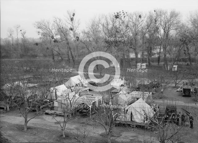 Farm Security Administration (FSA) temporary camp for migrants, Gridley, California, 1939. Creator: Dorothea Lange.