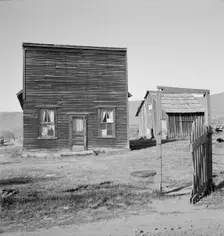 Farmer saloon and stagecoach tavern which is the temporary..., Gem County, Idaho, 1939. Creator: Dorothea Lange