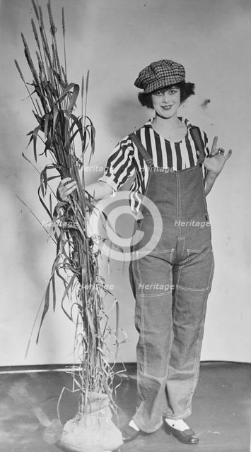 Farmerette, Los Angeles, between c1915 and 1918. Creator: Bain News Service.