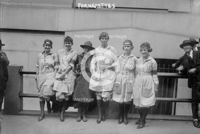 Farmerettes, between c1915 and 1918. Creator: Bain News Service.