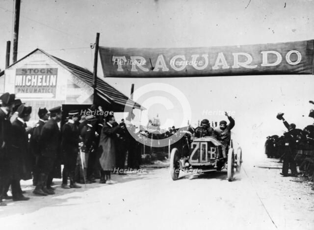 Felice Nazzaro in a Fiat winning the Targo Florio race, Sicily, 1907. Artist: Unknown