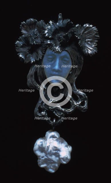 Female face pendant, c1898-1900. Artist: Rene Lalique