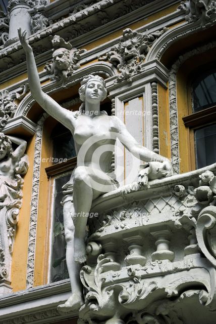 Female statue, "The Passage", hotel and mall, Odessa, Ukraine, 2011.  Creator: LTL.
