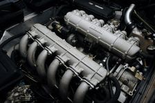 Ferrari 512i Berlinetta Boxer 1981. Artist: Simon Clay