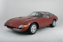 Ferrari 365 GTB 1972. Artist: Simon Clay