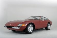 Ferrari 365 GTB 1972. Artist: Simon Clay