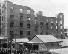 Fitzroy building fire, Adelaide Street, Brisbane, Queensland, 8 March 1912. Creator: Robert Augustus Henry L'Estrange