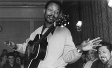 Fitzroy Coleman and Ewan MacColl, Enterprise Public House, late 1950s-early 1960s. Artist: Eddis Thomas