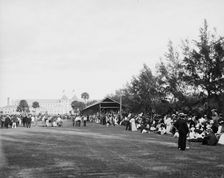 Field day sports, Palm Beach, Fla., between 1900 and 1905. Creator: Unknown