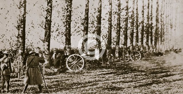 Filming the last shot fired before the Armistice, World War I, 11 November 1918. Artist: Unknown