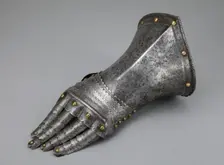 Fingered Gauntlet for the Left Hand, Germany, 1575/1600 with later restoration. Creator: Unknown