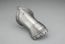 Fingered Gauntlet for the Right Hand, Milan, c. 1570/1600. Creator: Unknown