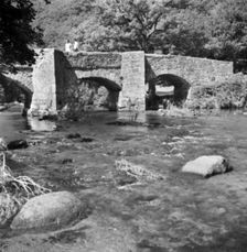 Fingle Bridge, Drewsteignton, Devon, 1945-1980. Artist: Eric de Maré