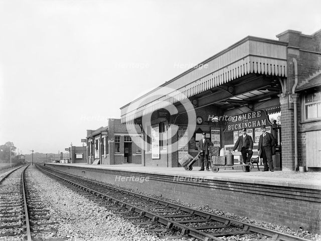 Finmere Station, Oxfordshire 1904. Artist: Alfred Newton & Sons.