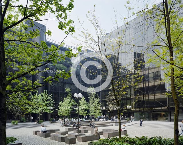 Finsbury Avenue Square, City of London, 12/05/1988. Creator: John Laing plc.