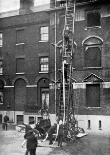 Fire engine, late 19th century