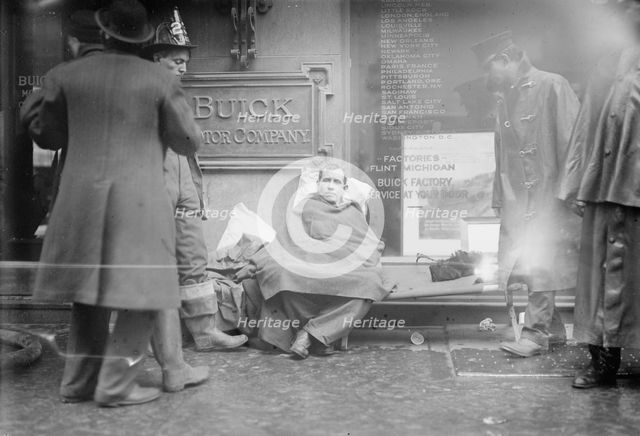 Fireman overcome -- subway fire, 1/6/15, 1915. Creator: Bain News Service.