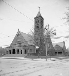 First Congregational Church, Detroit, Mich., between 1900 and 1906. Creator: Unknown