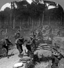 First World War battlefield scene, 1914-1918.Artist: Realistic Travels Publishers