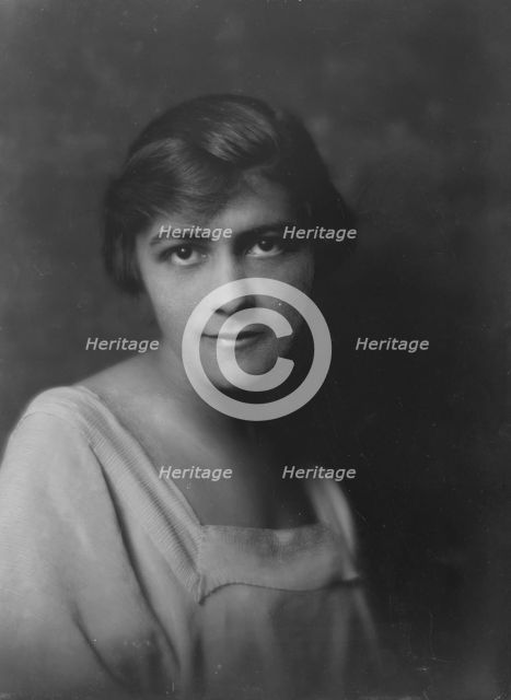 Firuski, Rita, Miss, portrait photograph, 1916. Creator: Arnold Genthe.