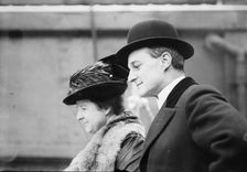 F.J. Shepard and wife departing, 1913. Creator: Bain News Service