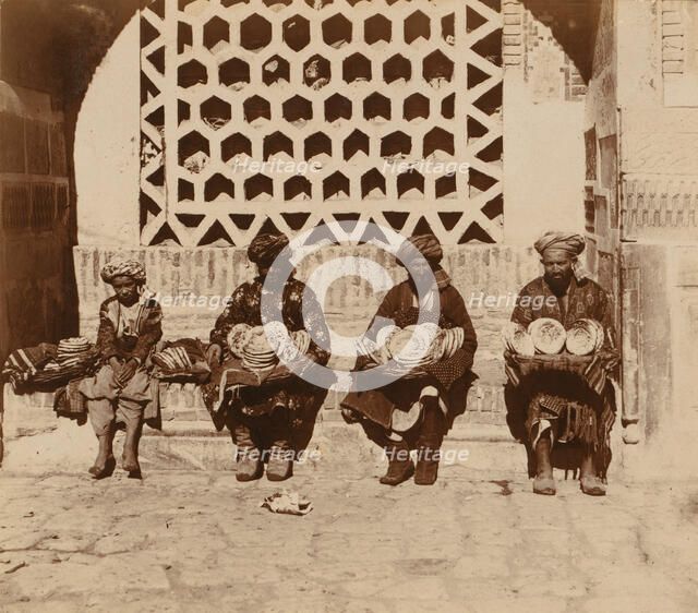 Flat breads vendors, Samarkand, between 1905 and 1915. Creator: Sergey Mikhaylovich Prokudin-Gorsky.