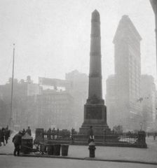 Flatiron Building, New York City, USA, 20th century. Artist: J Dearden Holmes