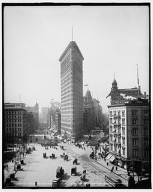 Flatiron Building, New York, N.Y., between 1900 and 1905. Creator: Unknown