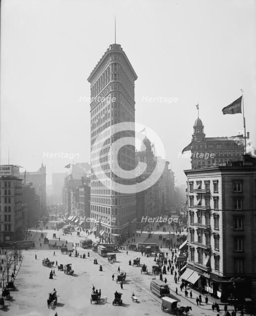 Flatiron Building, New York, N.Y., between 1902 and 1910. Creator: Unknown.