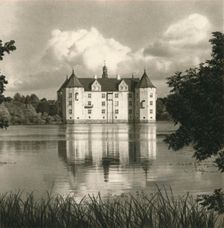 Flensburg (Schlewsig) - Schloss Glucksburg 1931. Artist: Kurt Hielscher