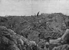 Fleury-devant-Douamont: La reprise du village; Emplacement de l'eglise de Fleury apres la..., 1916. Creator: Unknown