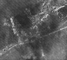 Fleury-devant-Douamont: La reprise du village; Fleury-devant-Douaumont a la date du 25..., 1916. Creator: Unknown