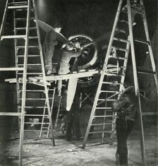 Flight Mechanics; Also a W.A.A.F. Trade c1943. Creator: Cecil Beaton