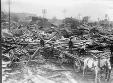 Flood Scenes, Dayton, Ohio, 1913. Creator: Harris & Ewing