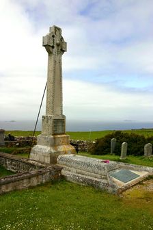 Flora MacDonald's memorial, Kilmuir Graveyard, Skye, Highland, Scotland
