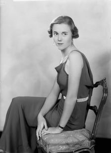 Florence Asher - Portrait, 1933. Creator: Harris & Ewing
