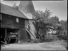 Florence Farm, Groombridge, Withyham, Wealden, East Sussex, 1911. Creator: Katherine Jean Macfee