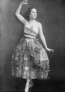 Florence Walton, between c1915 and c1920. Creator: Bain News Service