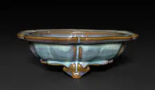 Flower Pot Stand or Bulb Bowl: Jun ware, 14th-15th Century. Creator: Unknown