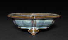 Flower Pot Stand or Bulb Bowl: Jun ware, 14th-15th Century. Creator: Unknown